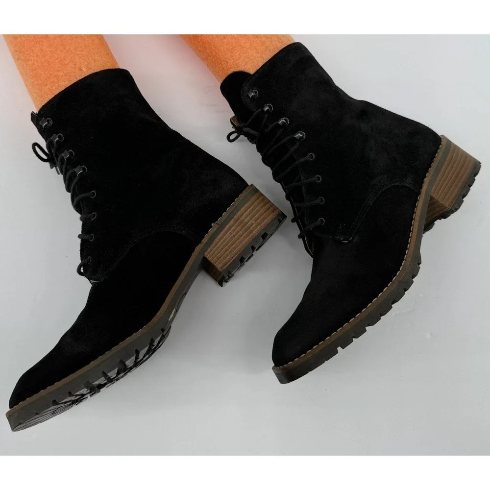 Andre Assous Black Suede Lace-Up Ankle Boots Made in Italy EU 36 US 6